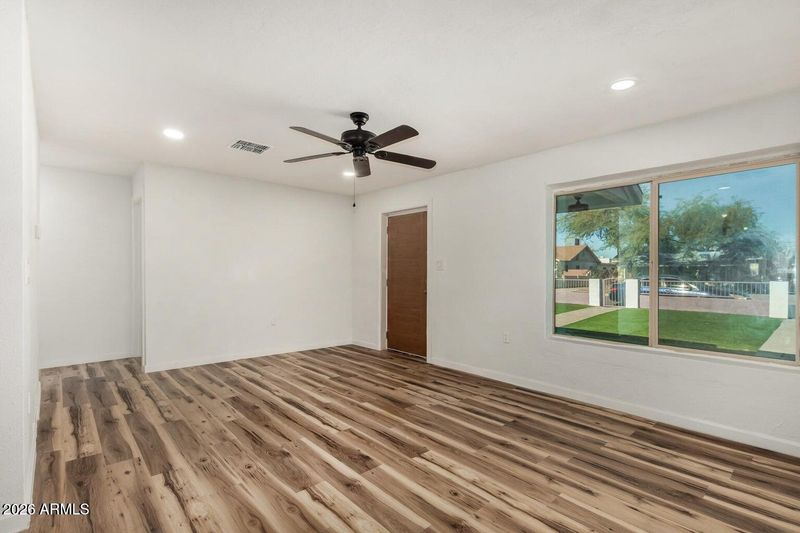 903 E Amelia Ave, Phoenix, AZ 85014
