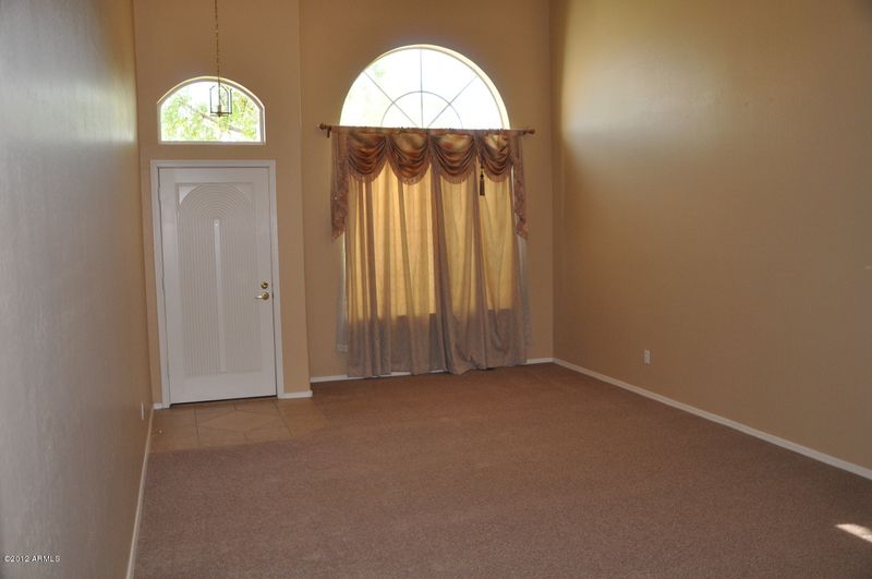 903 E Mohawk Dr, Phoenix, AZ 85024