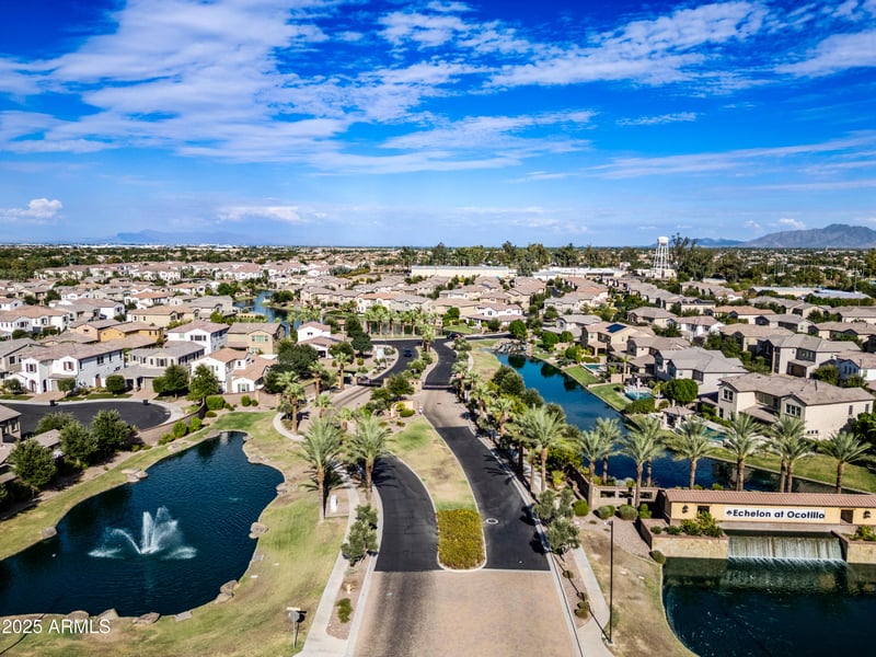 903 Glacier Dr, Chandler, AZ 85248