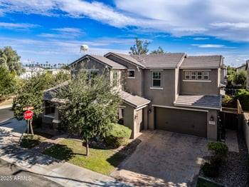 903 Glacier Dr, Chandler, AZ 85248