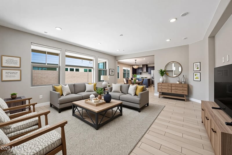 903 Glacier Dr, Chandler, AZ 85248