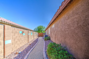 903 W Jersey Way, San Tan Valley, AZ 85143