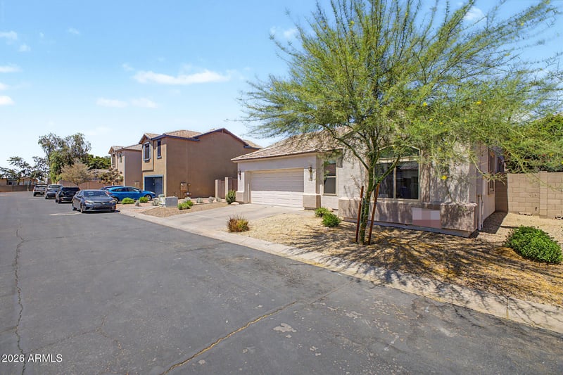 9030 Glade Ave, Mesa, AZ 85209