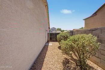 9030 Glade Ave, Mesa, AZ 85209