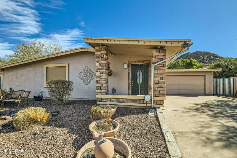 9031 14th St, Phoenix, AZ 85020