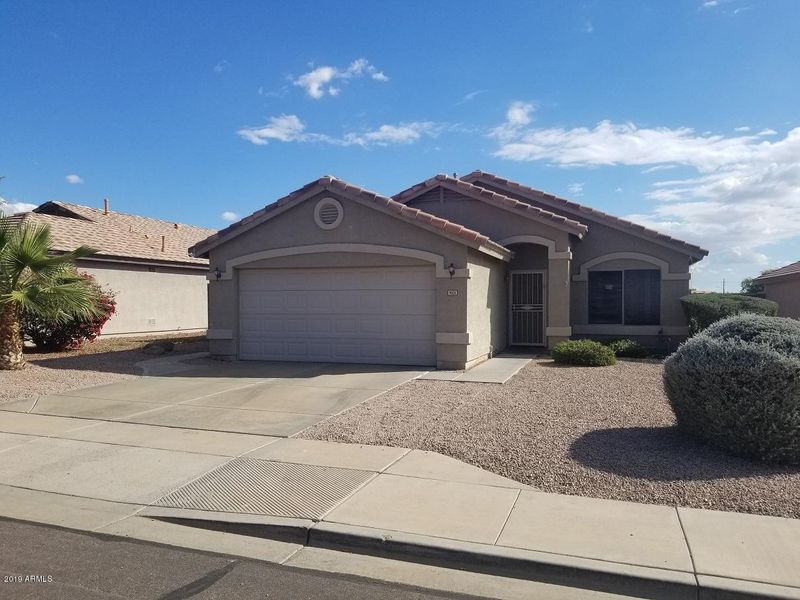 9031 E Fox St, Mesa, AZ 85207