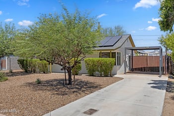 9031 N 2nd Dr, Phoenix, AZ 85021