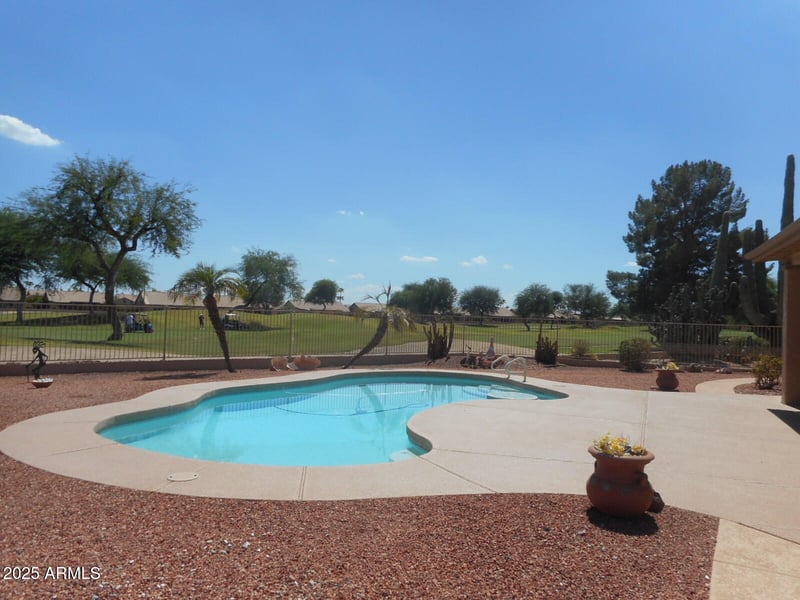 9031 Taro Ln, Peoria, AZ 85382