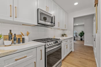 9032 N 29th St, Phoenix, AZ 85028