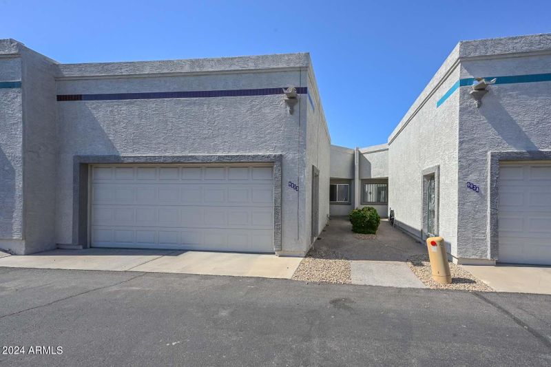 9032 N 47th Ct, Glendale, AZ 85302