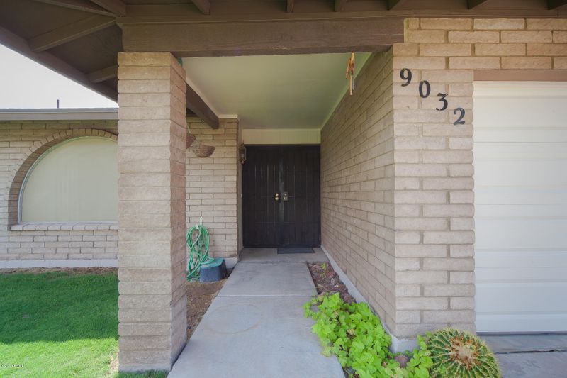 9032 N 49th Dr, Glendale, AZ 85302