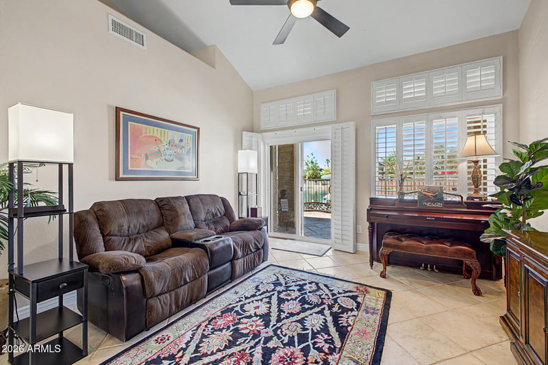 9032 W Port Royale Ln, Peoria, AZ 85381