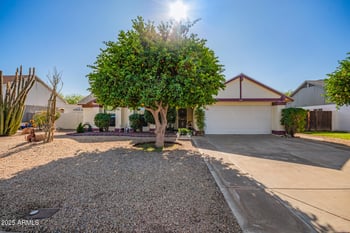 9033 Hatcher Rd, Peoria, AZ 85345