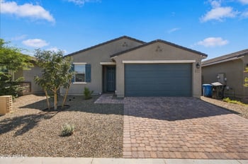 9033 W Agora Ln, Tolleson, AZ 85353