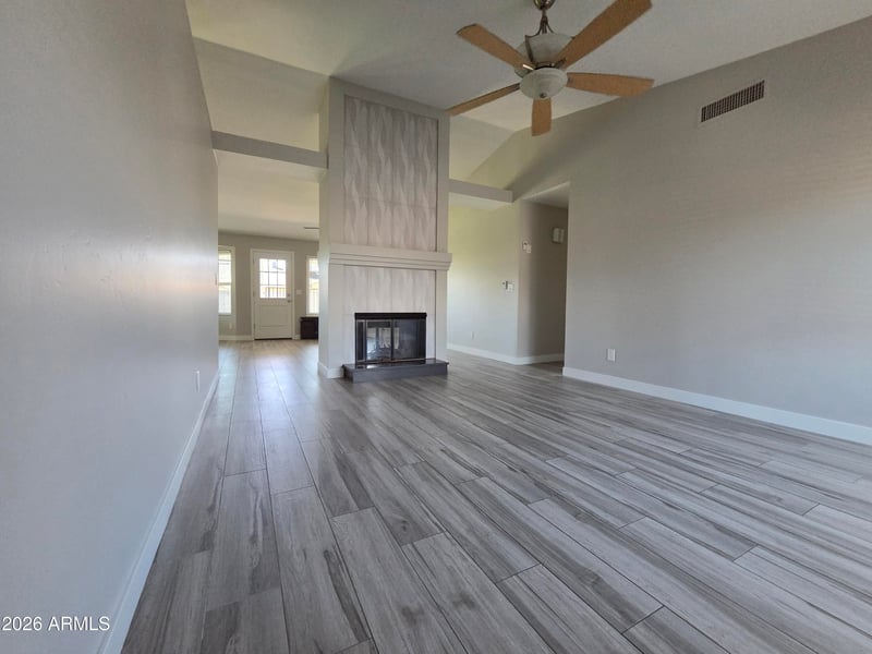 9033 W Purdue Ave, Peoria, AZ 85345