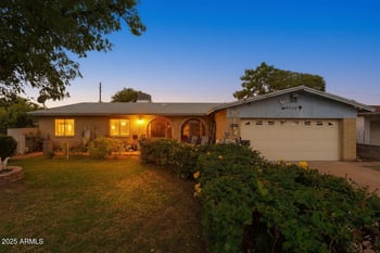 9034 38th Dr, Phoenix, AZ 85051