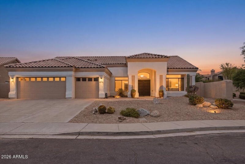 9034 E Helm Dr, Scottsdale, AZ 85260