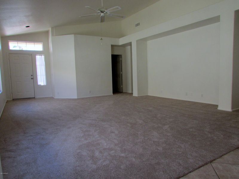 9034 W Escuda Dr, Peoria, AZ 85382
