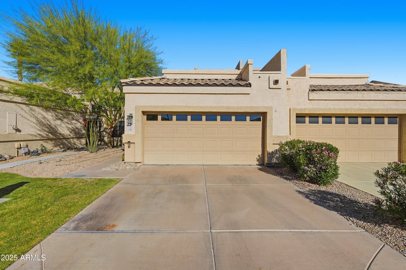 9034 W Port Royale Ln, Peoria, AZ 85381