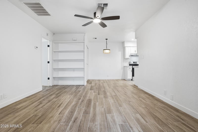 9035 W Elm St #3, Phoenix, AZ 85037