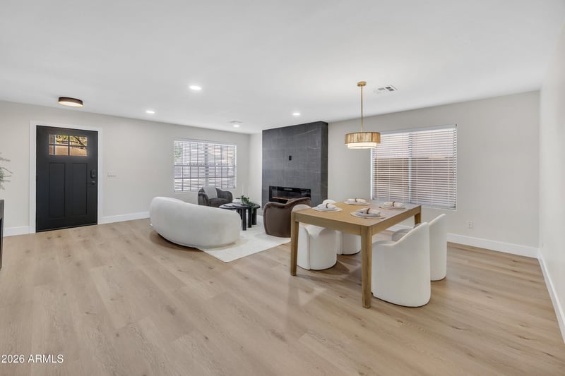9035 W Yukon Dr, Peoria, AZ 85382