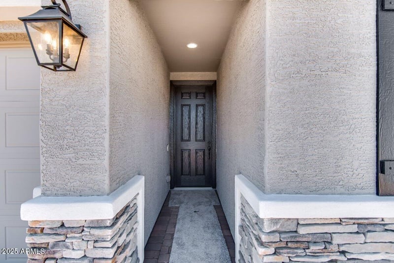 9036 169th Dr, Goodyear, AZ 85338