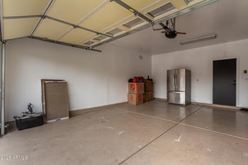 9036 Kerby Ave, Tolleson, AZ 85353