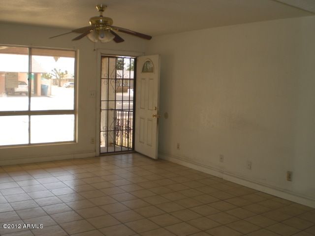 9036 W Montecito Ave, Phoenix, AZ 85037