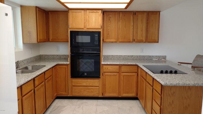 9038 E Crescent Ave, Mesa, AZ 85208