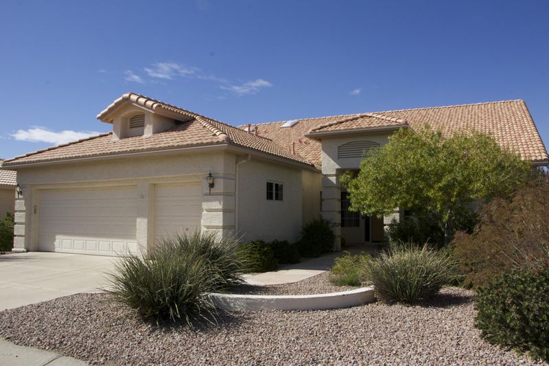 9038 E Crystal Dr, Sun Lakes, AZ 85248
