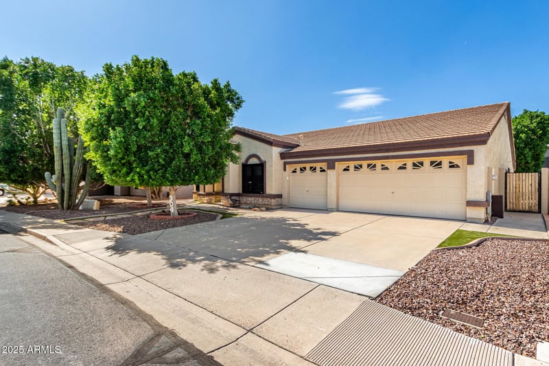 904 105th St, Mesa, AZ 85208