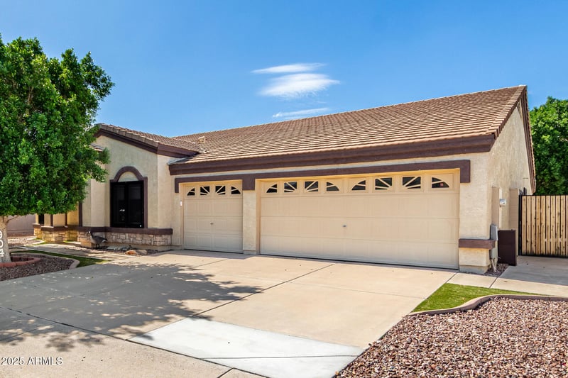 904 105th St, Mesa, AZ 85208