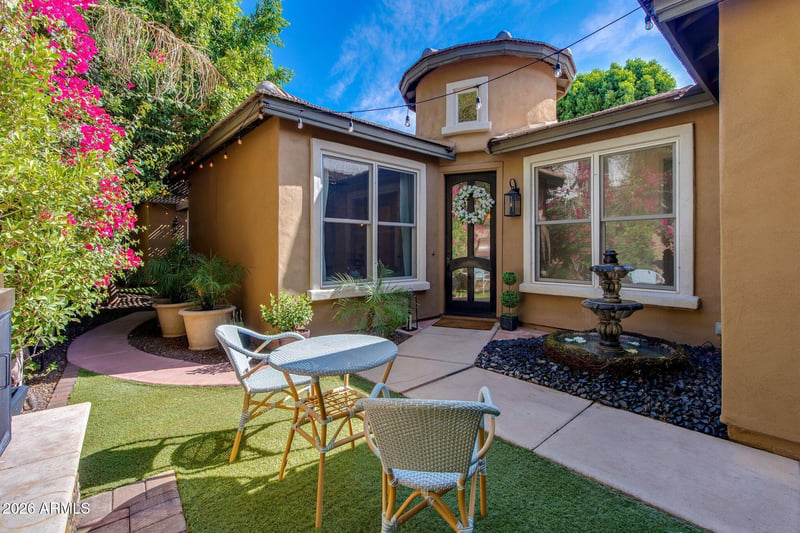 904 Mead Dr, Chandler, AZ 85249
