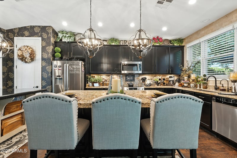 904 Mead Dr, Chandler, AZ 85249
