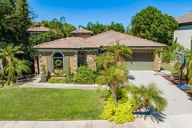 904 Mead Dr, Chandler, AZ 85249