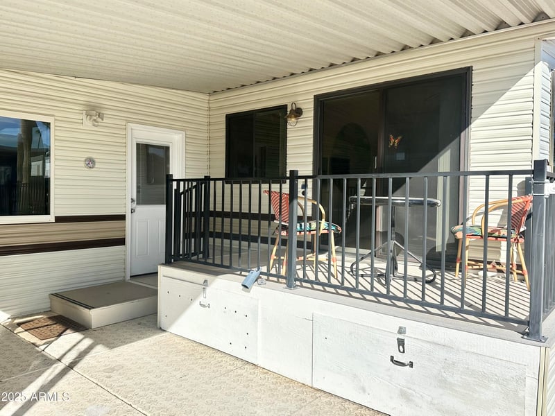 904 Mineshaft Dr, Apache Junction, AZ 85119