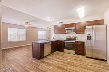 904 Yale Dr, Tempe, AZ 85283