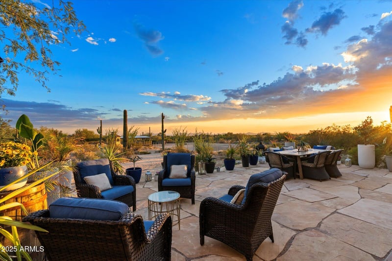 9040 E Jomax Rd, Scottsdale, AZ 85262
