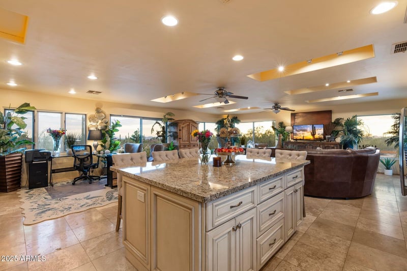9040 E Jomax Rd, Scottsdale, AZ 85262