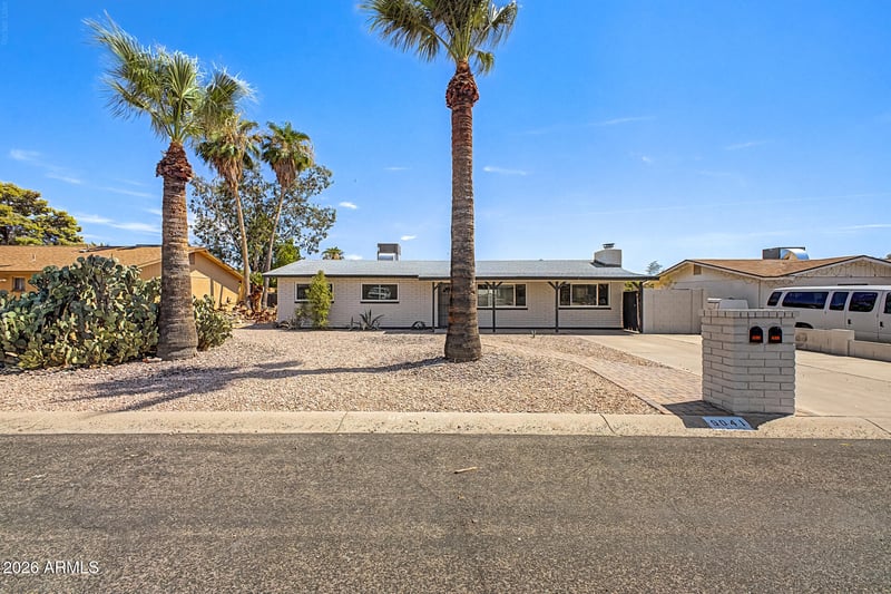 9041 E Gary Ln, Mesa, AZ 85207