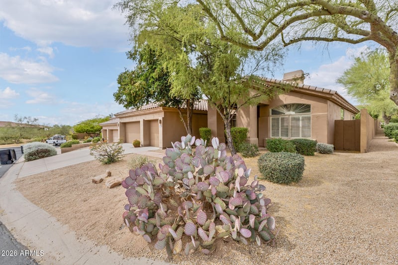 9042 Paraiso Dr, Scottsdale, AZ 85255
