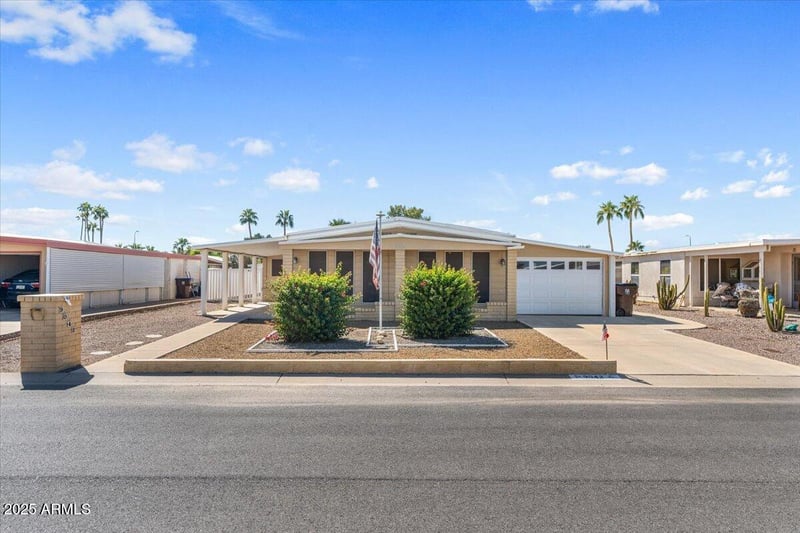 9042 Olive Ln, Sun Lakes, AZ 85248