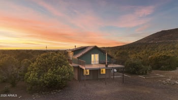 9042 Red Fox Ln, Williams, AZ 86046