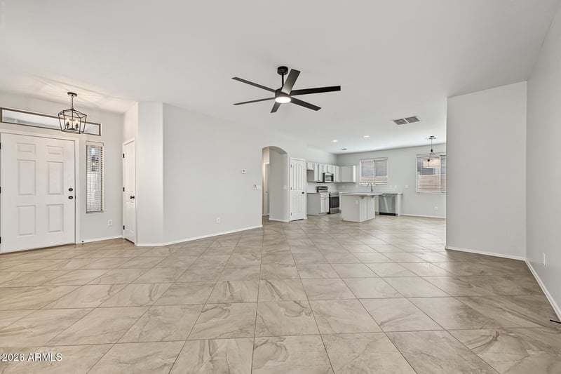 9042 W Bluefield Ave, Peoria, AZ 85382
