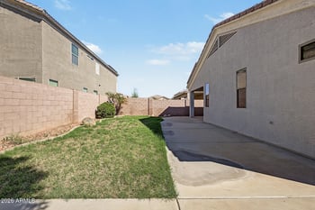 9042 W Bluefield Ave, Peoria, AZ 85382