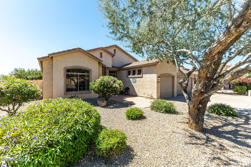 9043 Hobart St, Mesa, AZ 85207