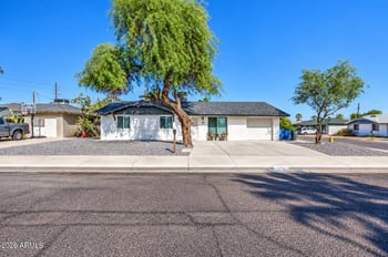 9043 N 16th Dr, Phoenix, AZ 85021