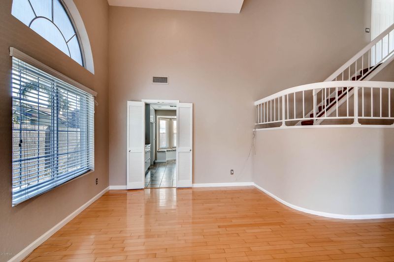 9045 E Jenan Dr, Scottsdale, AZ 85260