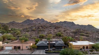 9046 28th St, Phoenix, AZ 85028