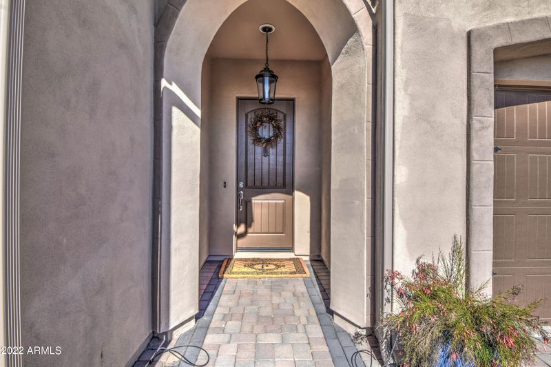 9046 E Upper Canyon Dr, Mesa, AZ 85207